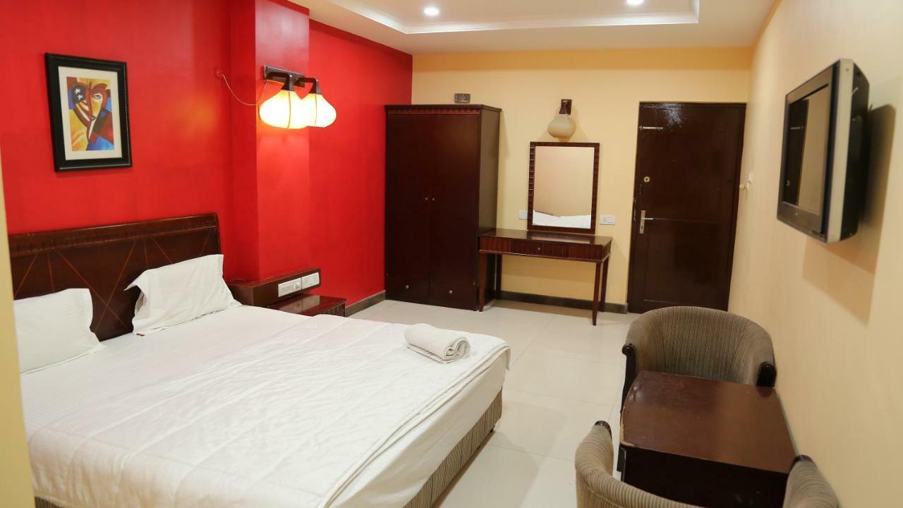 Sriannamalaiyar Residency Otel Vellore Dış mekan fotoğraf